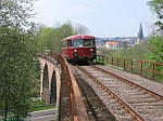 VT 55 der Hochwaldbahn am 07.05.2006 auf dem Nonnweilerer Viadukt