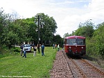 16.05.2005: VT 55 der Hochwaldbahn e.V. im Haltepunkt Schwarzenbach